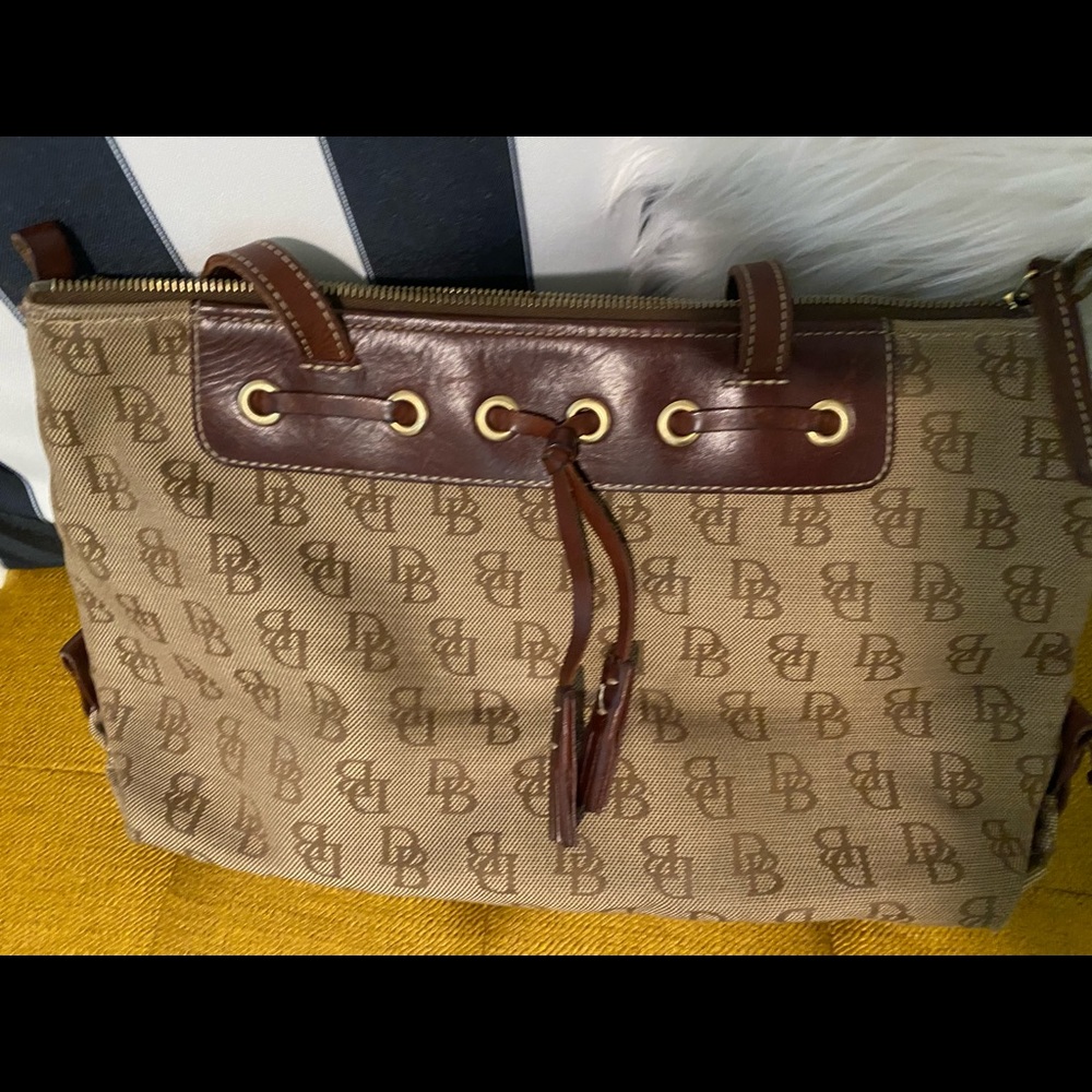 Dooney & Bourke Handbag